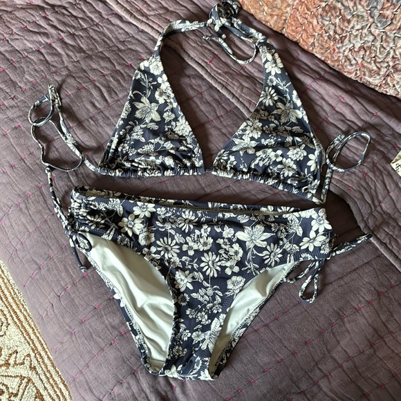 GAP Other - GAP Blue and White Floral Pattern Bikini